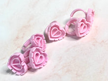 Load image into Gallery viewer, Glue rings heart shape sharp edge